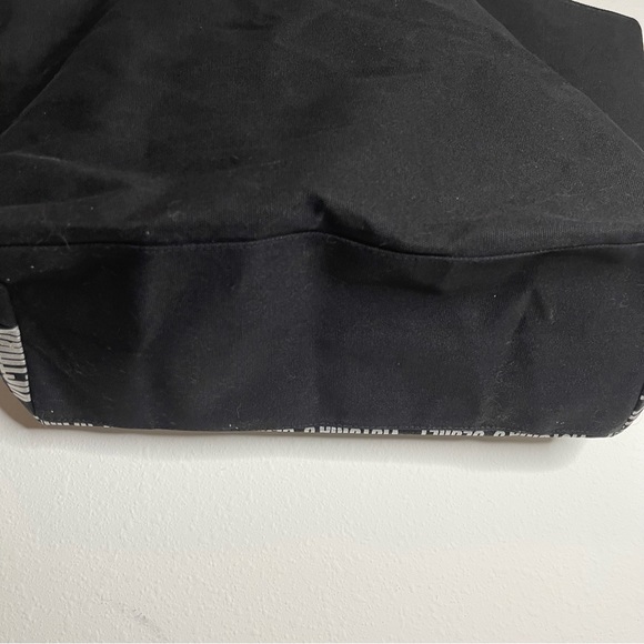 Victoria's Secret Black and Silver Sequin Tote Bag NWT - Picture 4 of 11